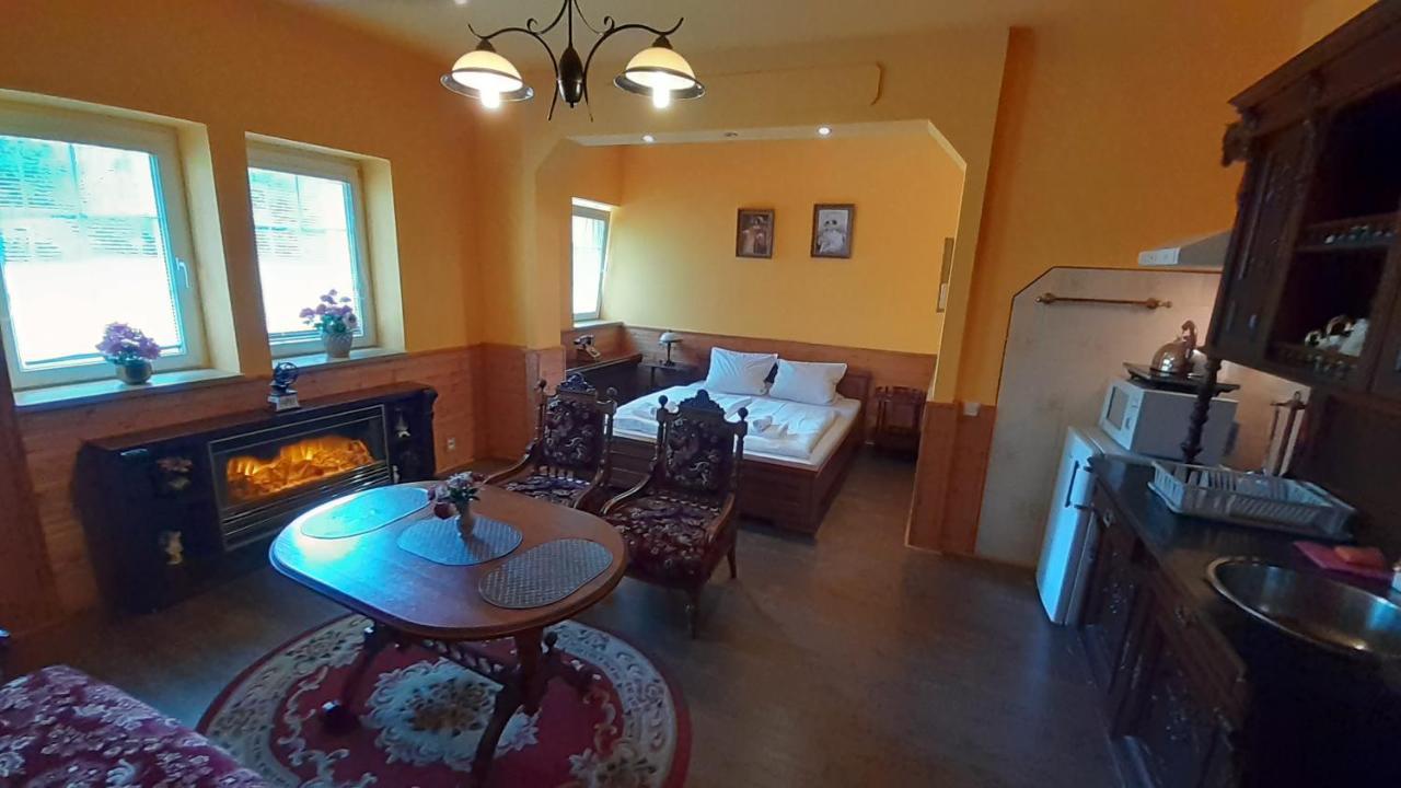 Resort Chribska Apartmany Adri 外观 照片