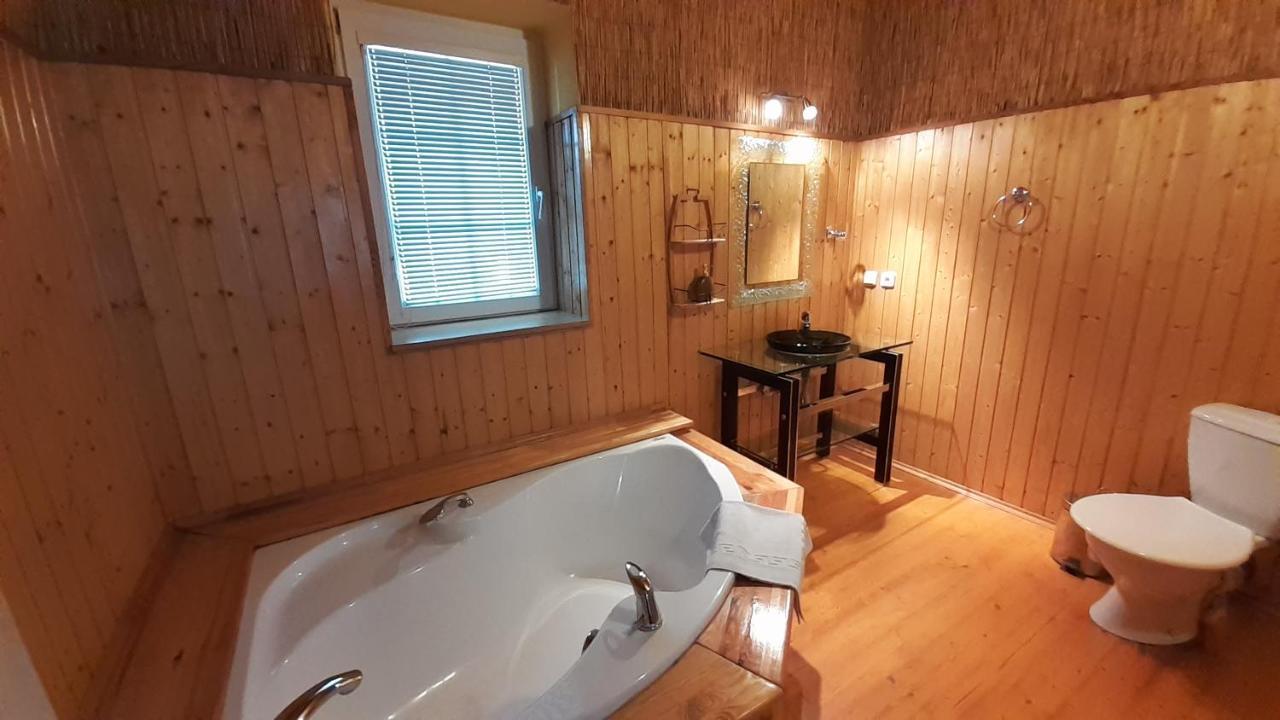 Resort Chribska Apartmany Adri 外观 照片